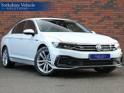 Used VW Passat Advance 218 HP (160 kW) 2021 White Sedan