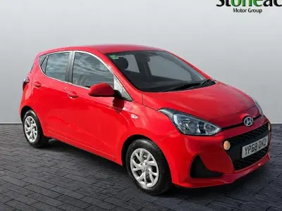 Used Hyundai i10 SE 67 HP (49 kW) 2020 Red Hatchback