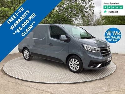 Begagnad Renault Trafic 130 HK (95 kW) 2023 Grå