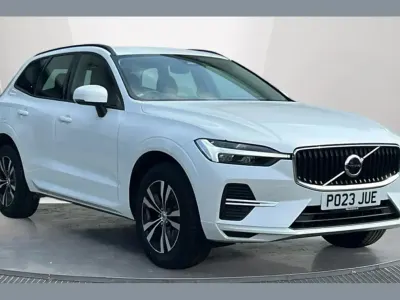 Used Volvo XC60 Core 247 HP (181 kW) 2023 White SUV