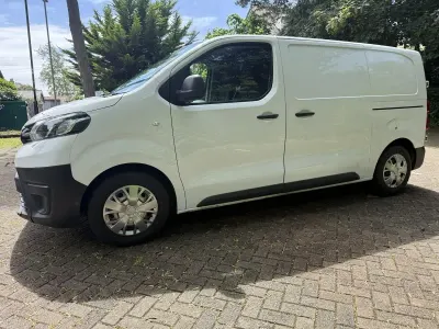 Used Toyota Proace Active 120 HP (88 kW) 2023 White MPV