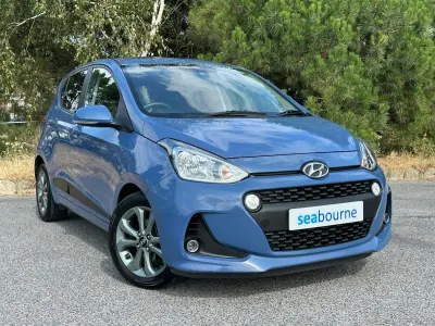 Used Hyundai i10 Premium SE 87 HP (63 kW) 2017 Blue Hatchback
