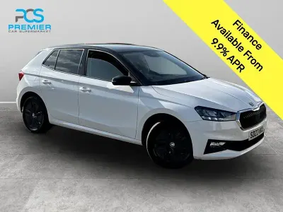 Used Skoda Fabia Colour Edition 79 HP (58 kW) 2023 White Hatchback