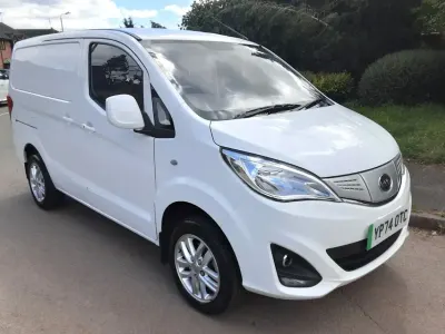 Used BYD ETP3 100 kW (136 HP) 2024 White Van