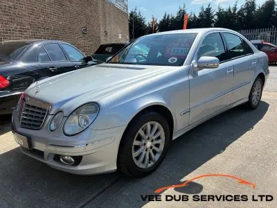 Used Mercedes E220 Elegance 170 HP (125 kW) 2008 Silver Sedan