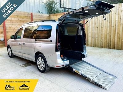 Used VW Caddy Maxi Life 122 HP (89 kW) 2022 Silver MPV