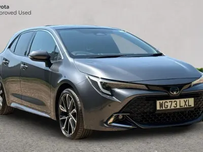 Used Toyota Corolla 140 HP (102 kW) 2023 Decuam grey Hatchback