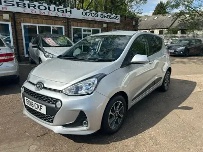 Używany Hyundai i10 Premium 66 KM (48 kW) 2018 Srebrny Hatchback