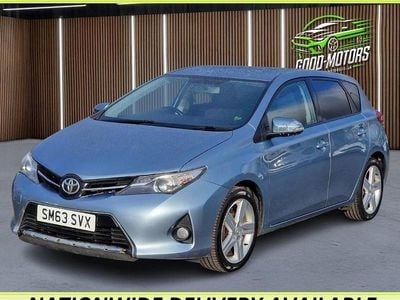 Blue Used 2014 Toyota Auris Sport Hatchback | £2,499 (Good price)