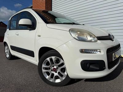 Usado Fiat Panda Lounge 85 HP (62 kW) 2013 Branco Citadino