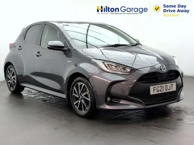 Used Toyota Yaris Design 116 HP (85 kW) 2021 Grey Hatchback