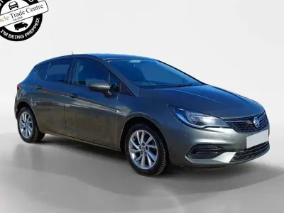 Used Vauxhall Astra Business Edition 105 HP (77 kW) 2020 Grey Hatchback