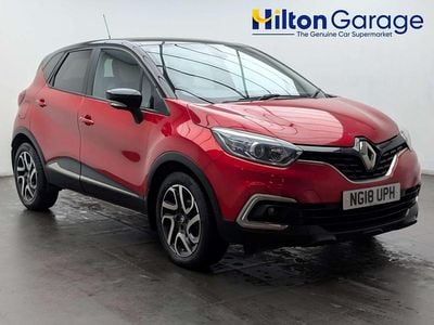 Used Renault Captur Iconic 90 HP (66 kW) 2018 Red/black SUV