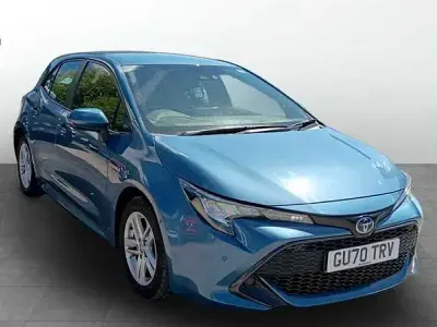 Used Toyota Corolla 122 HP (89 kW) 2020 Blue Hatchback