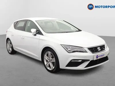 Begagnad Seat Leon FR 131 HK (96 kW) 2019 Vit Halvkombi
