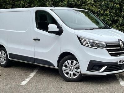 White Used 2024 Renault Trafic MPV | £18,290 (Super price)