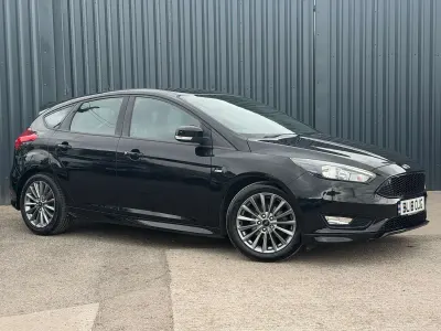 Used Ford Focus ST-Line 140 HP (102 kW) 2017 Black Hatchback