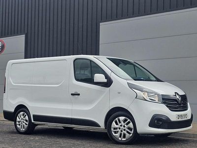 Used Renault Trafic 2019 White MPV