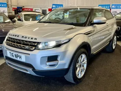 Używany Land Rover Range Rover evoque Pure 150 KM (110 kW) 2013 Srebrny SUV