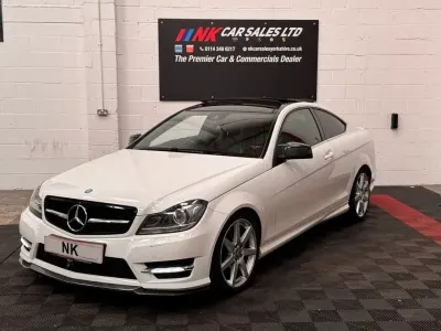 Używany Mercedes C220 Sport Edition 170 KM (125 kW) 2014 Biały Coupe