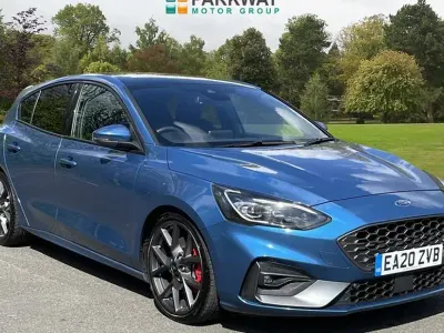 Used Ford Focus ST 190 HP (139 kW) 2020 Blue Hatchback