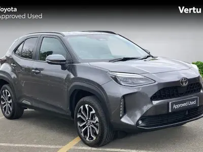 Second-hand Toyota Yaris Hybrid Design 116 CP (85 kW) 2026 Break
