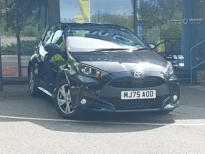 Used Toyota Yaris 116 HP (85 kW) 2025 Black Hatchback