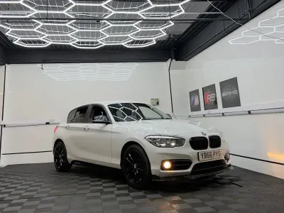 Used BMW 118 Sport Line 2017 White Hatchback