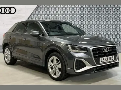 Usado Audi Q2 S-Line 147 CV (108 kW) 2023 Gris SUV
