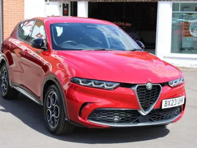 Used Alfa Romeo Tonale Ti 160 HP (117 kW) 2023 Red SUV