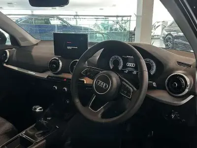 Used Audi Q2 Sport 114 HP (83 kW) 2025 Brilliant black SUV