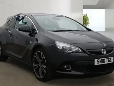Used Vauxhall Astra GTC Edition 140 HP (102 kW) 2016 Coupe