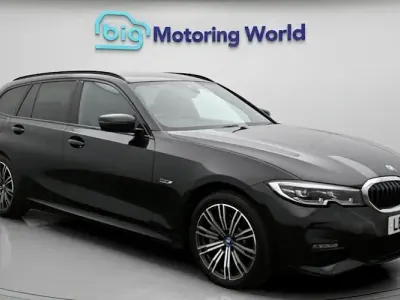Used BMW 330e M Sport 292 HP (214 kW) 2022 Black Estate