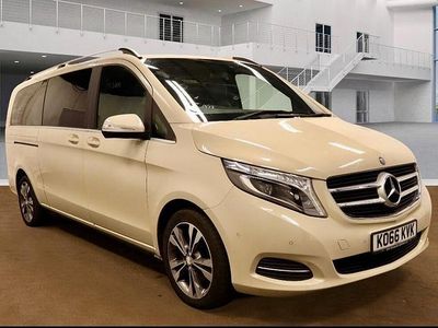 Mercedes V220