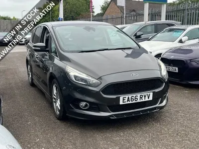 Usado Ford S-MAX Sport 180 HP (132 kW) 2016 Cinzento Monovolume
