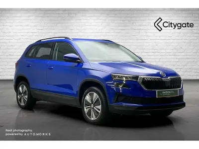 Gebraucht Skoda Karoq SE Drive 113 PS (83 kW) 2023 Blau SUV