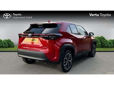 Used Toyota Yaris Cross 113 HP (83 kW) 2021 Red SUV