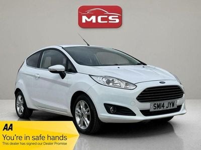 Used Ford Fiesta Zetec 2014 White Hatchback