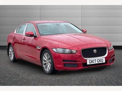 Used Jaguar XE Prestige 163 HP (119 kW) 2017 Red Sedan