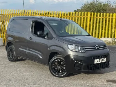 Used Citroën Berlingo Start 130 HP (95 kW) 2021 Grey MPV