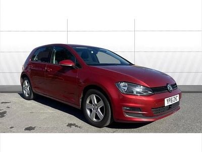 Used VW Golf VII Edition 125 HP (91 kW) 2016 Red Hatchback