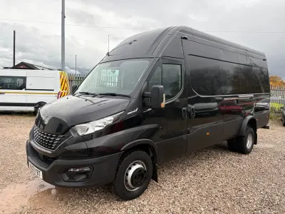 Used Iveco Daily 180 HP (132 kW) 2021 White