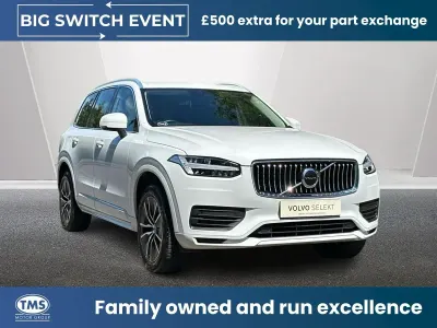 Used Volvo XC90 Momentum 235 HP (172 kW) 2022 White SUV