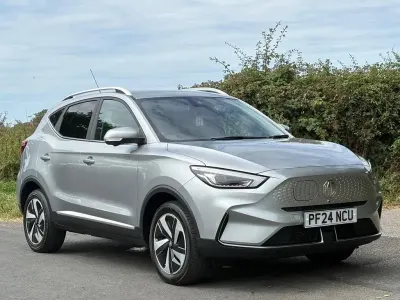Used MG ZS Trophy Connect 114 kW (156 HP) 2024 Silver SUV