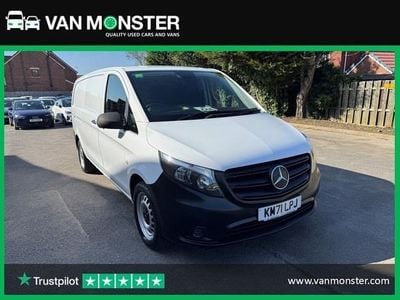 Begagnad Mercedes Vito Progressive 2021 Vit Van
