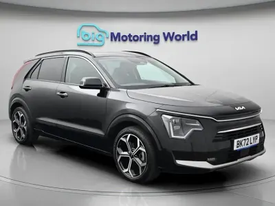 Gebraucht Kia Niro 139 PS (102 kW) 2022 Schwarz SUV