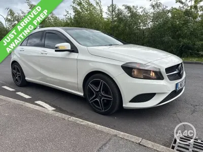 Używany Mercedes A180 Sport Edition 109 KM (80 kW) 2015 Biały Hatchback