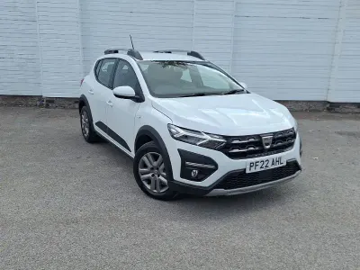 Used Dacia Sandero Comfort 91 HP (66 kW) 2022 White Hatchback