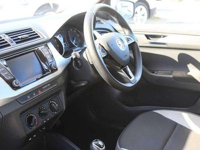 Used Skoda Fabia SE 94 HP (69 kW) 2017 Silver Hatchback