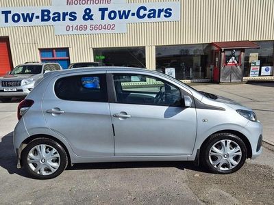 Used Peugeot 108 Active 68 HP (50 kW) 2014 Silver Hatchback